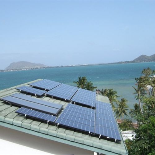 Hawaii solar array install with a view