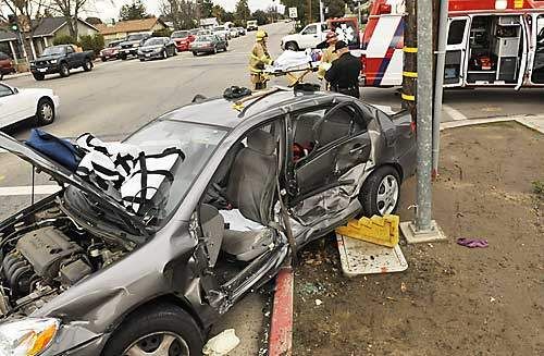 Client vehicle damage photo.  (Used with permissio