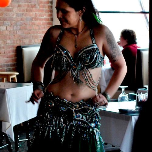 Belly Dancing at Narals in Auburn.