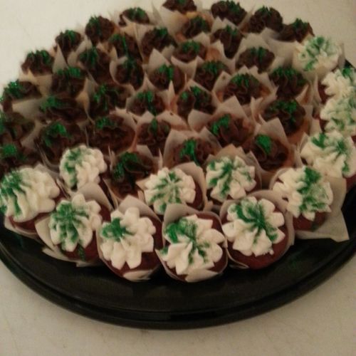 Our Glam Tulip Cupcakes