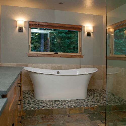 Here is the beautiful tub! Quite a transformation.