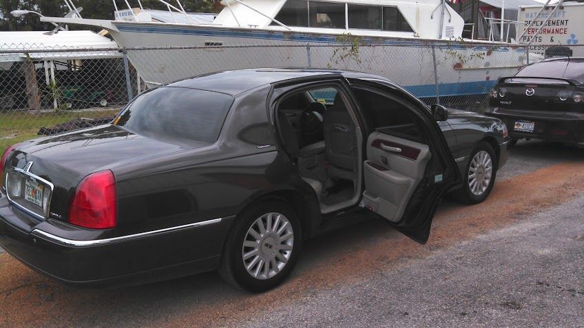 Unique Taxi and Limo Service