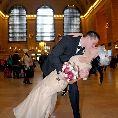 Getting hitched in Grand Central Station