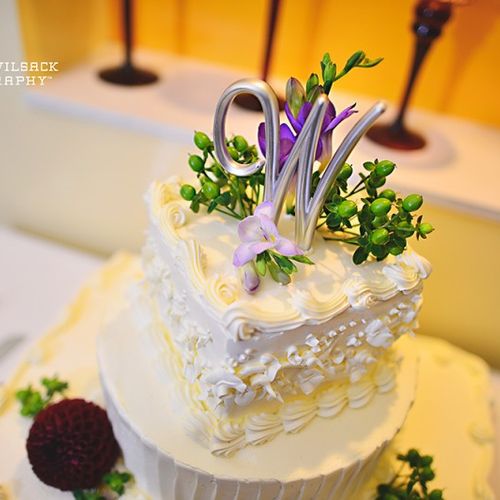 Wedding Cake a must!