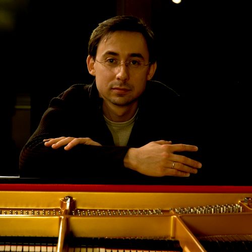 Pianist Alexander Kobrin