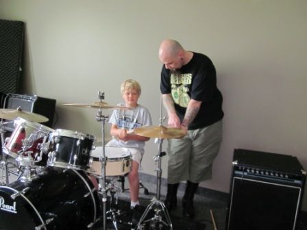Drum lessons for beginners through pre-professiona