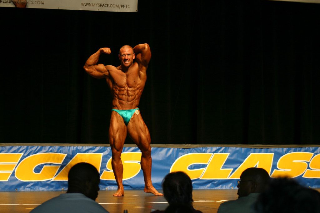 Bodybuilding training client