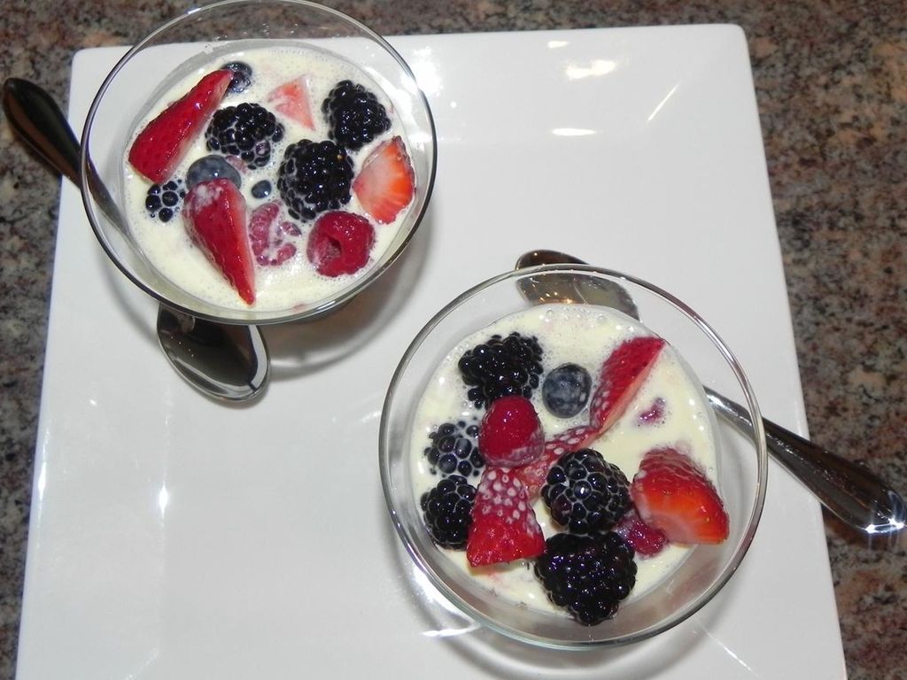 Berries in Limoncello Creme Anglaise