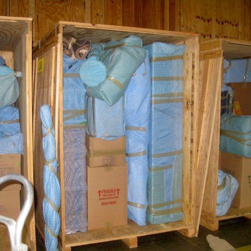 Packing services for overseas crates and storage