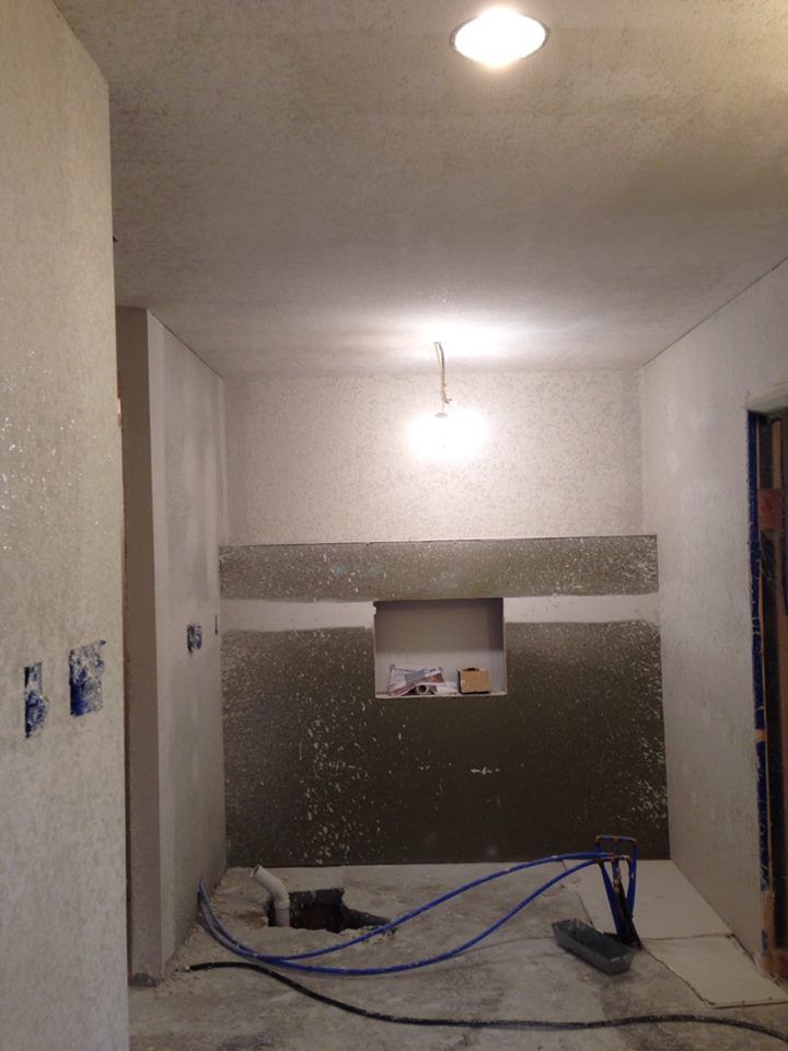 Remodeling new tub.