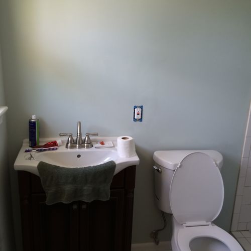 Bathroom (BEFORE) Canton, Ohio