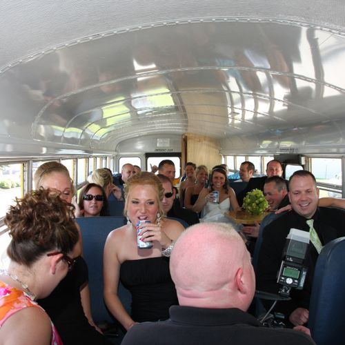 What happens on the wedding bus, Stays on the wedd