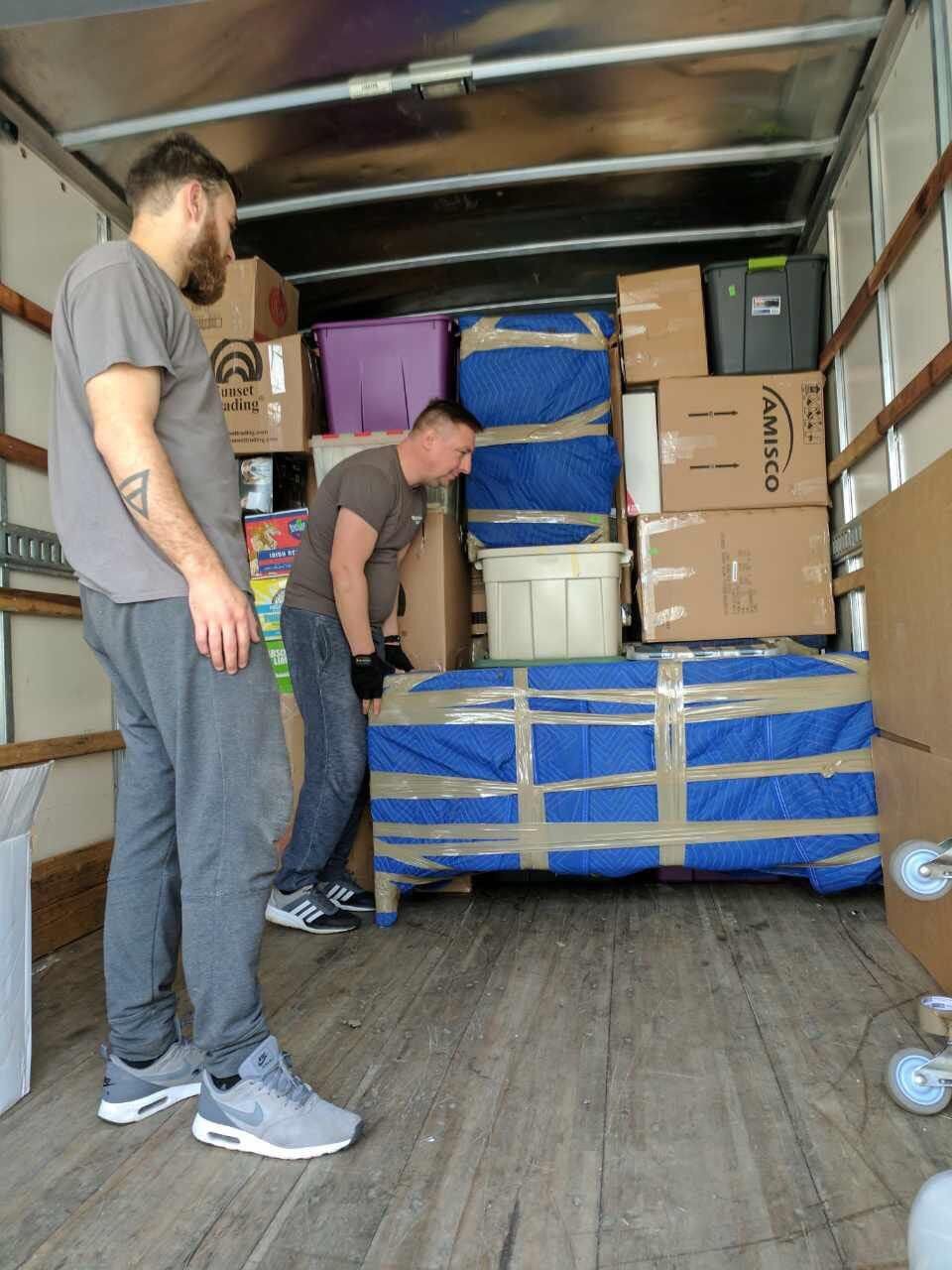 Long Distance Van Lines			
3365 Hollins Ferry Rd, 