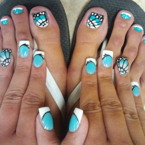 Best matching finger nails and toe nails.