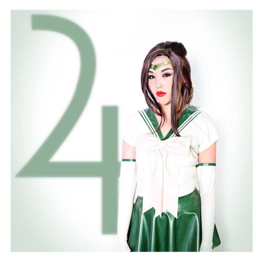 Cosplay Makeup for Catalyst Latex
Styled and direc