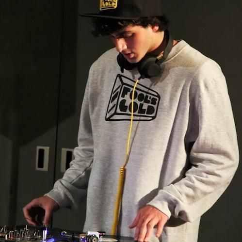 DJ Hufffnugggle