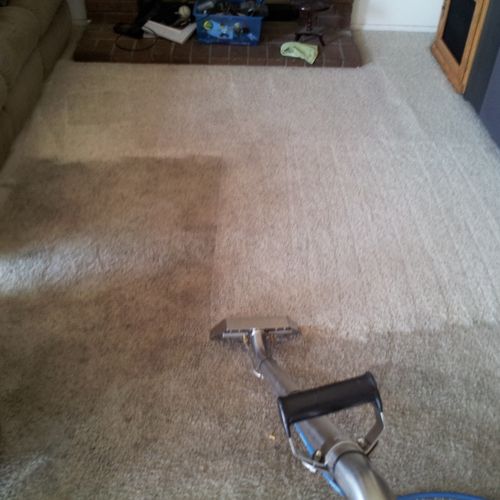 Deep Cleaning carpets in Rancho 2013.