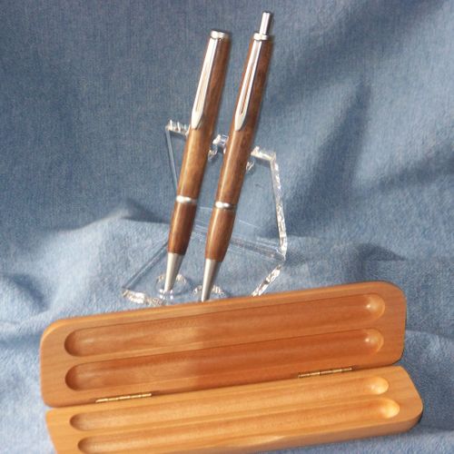 Gift set...Pen and Pencil in Walnut, with presenta