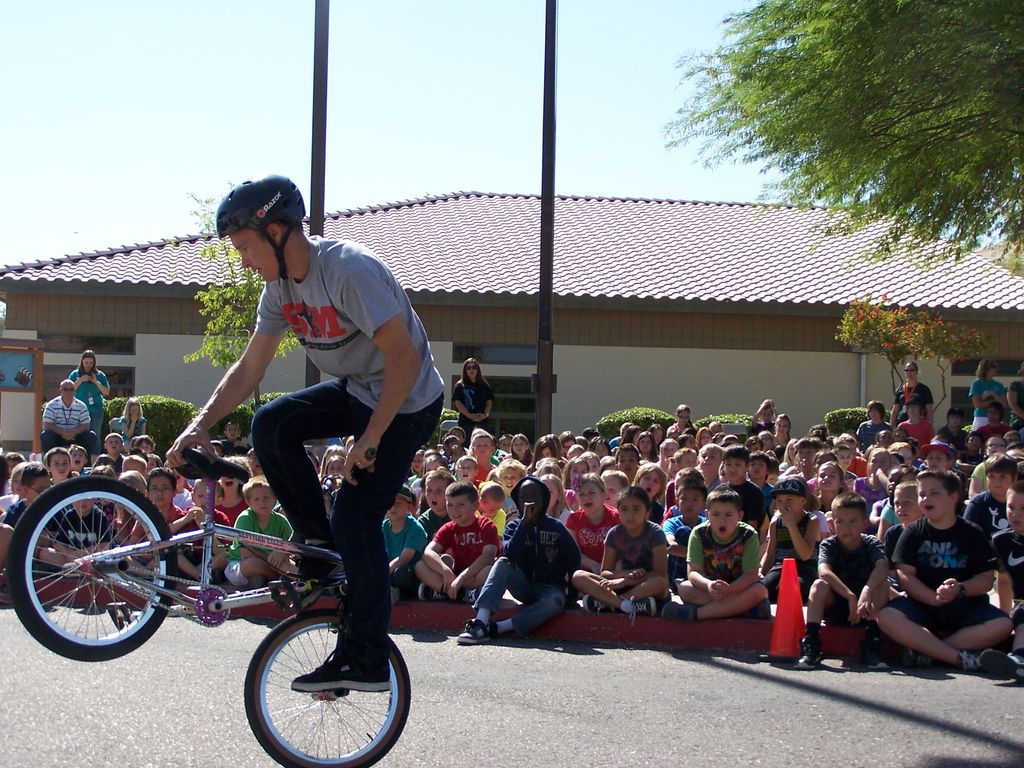 Up close and personal with flatland freestyle.