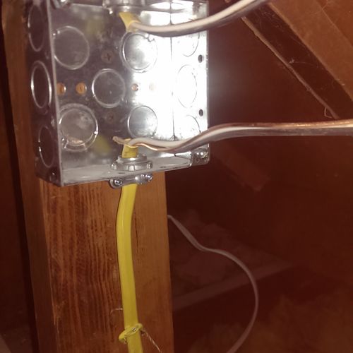 Correct rewiring in an attic