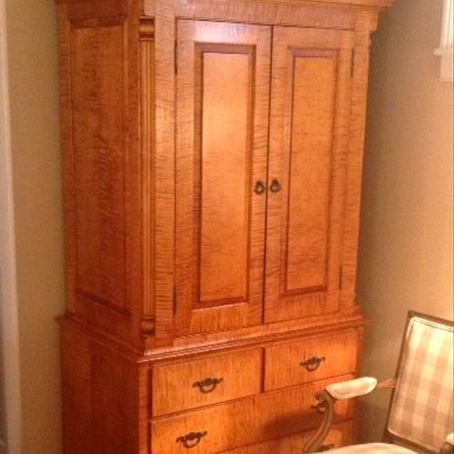 Highly figured maple Armoire.
4 drawer, 3 shelf, a