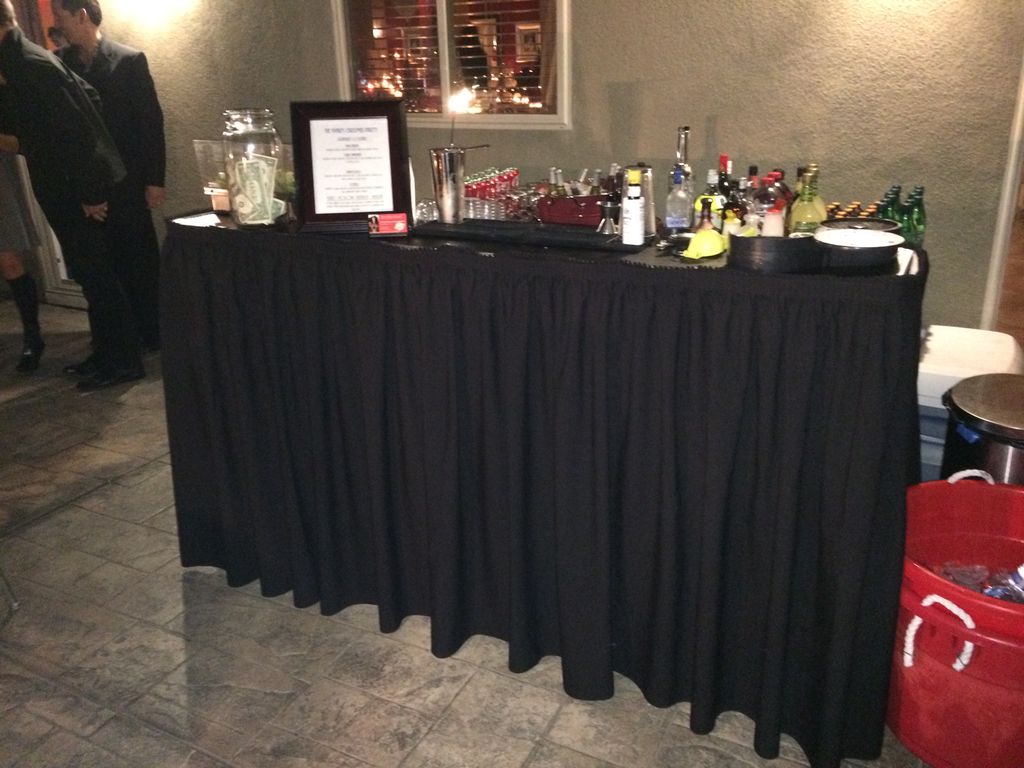 6' table bar stations rentals! (black)