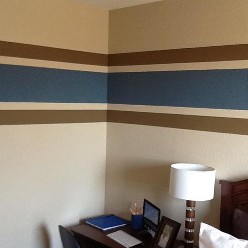 stripes in kid's bedroom