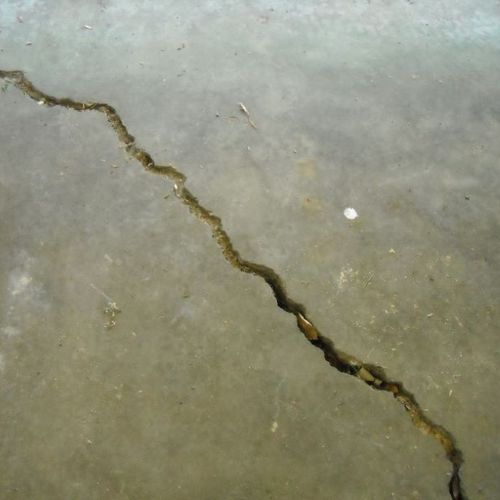 Garage slab structural cracks