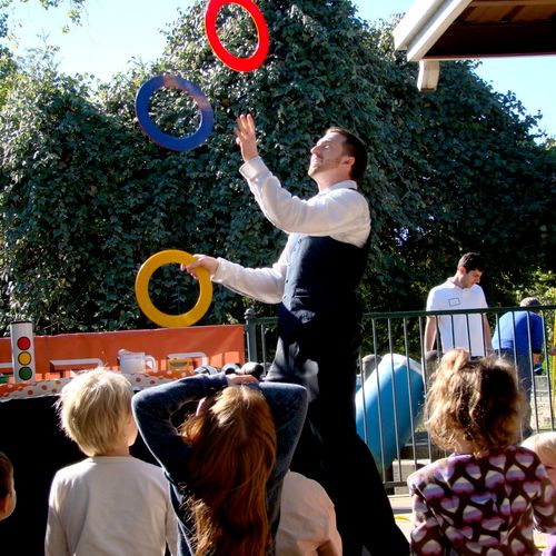 Epic Entertainment juggling rings in Austin, TX