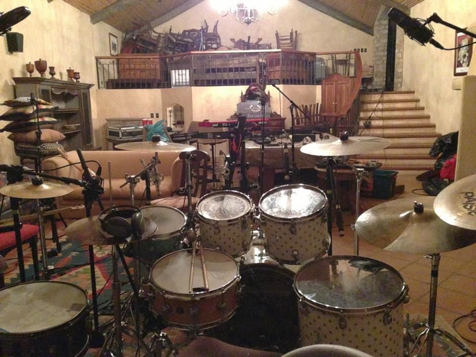 Drum Setup for Ojo de Buey @ the  cabin in Costa R