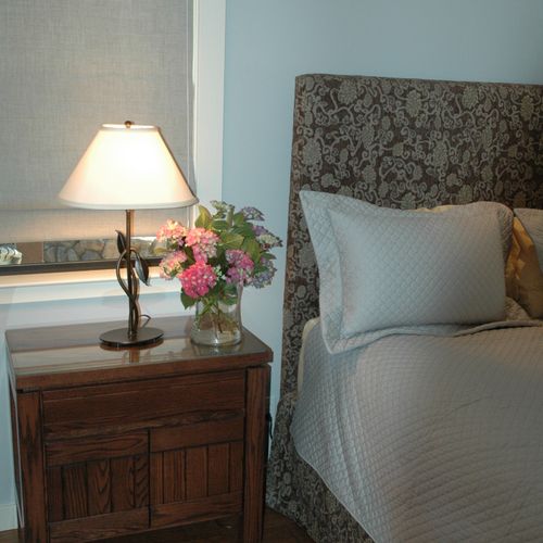 Custom bed - Upholstered headboard and matching be