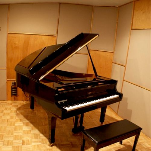Piano, Studio A