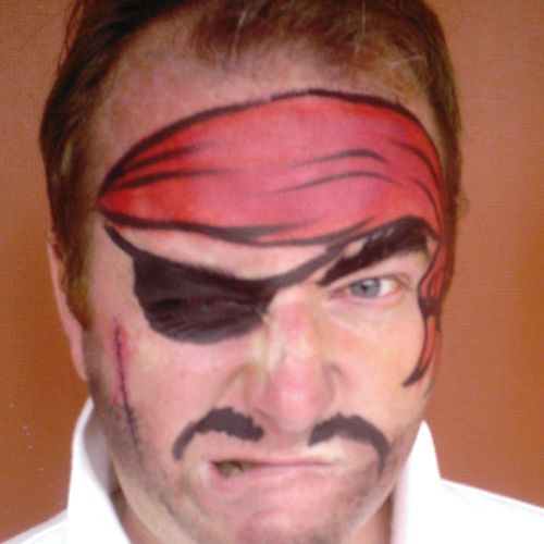 Lucky Face Painting Pirate