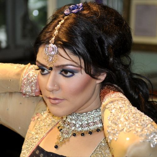 Ethnic makeup, hair, jewelry setting & veil settin