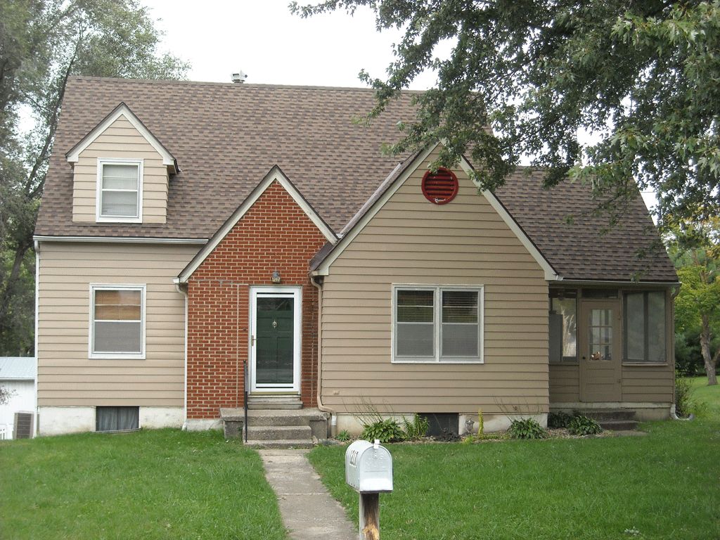 Mr. & Mrs. Dawson's home