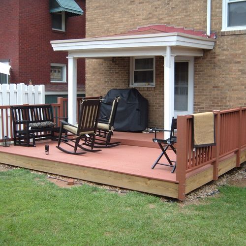 The client asked that the deck be built to float, 