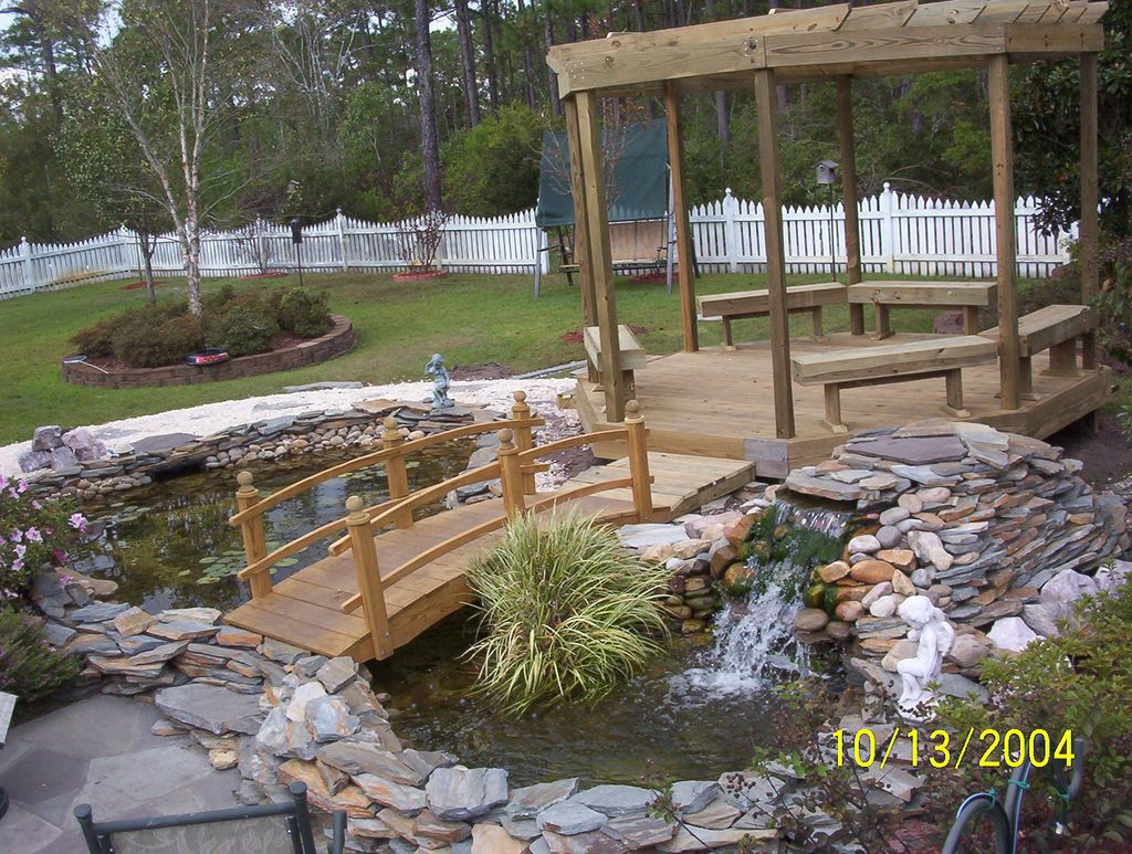 Custom Water Features and Outdoor Construction