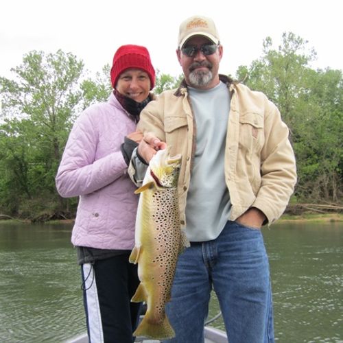 Catch Trophy trout on Lake Taneycomo in Branson, M