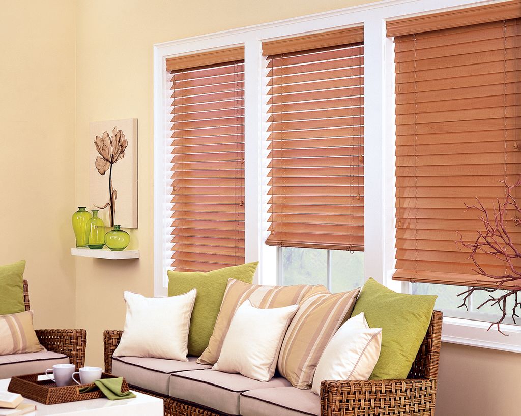 Chaletwoods - Elegant 2.5" wood blinds