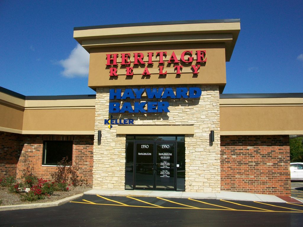 Heritage 
Realty . Developement . Management
Offic