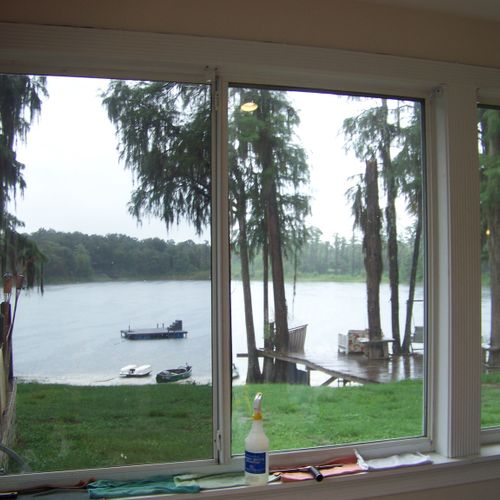 Lakeside view. Window Films that reduce glare and 