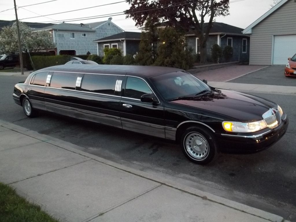 K & C Limousines