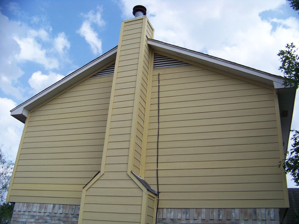 Cedar Park, Tx---  Installed hardi-lapped siding.