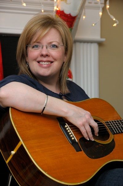 Although I am not qualified to teach guitar, I enj