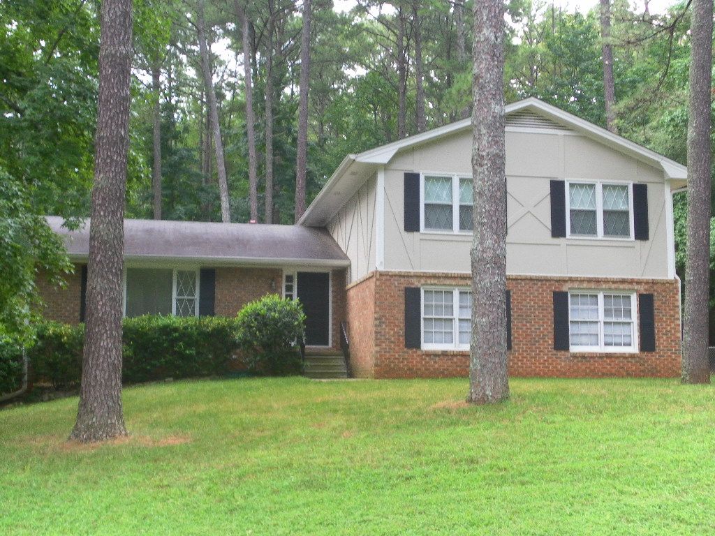 4424 Spring Glen
$190,000 awesome home in Tucker, 