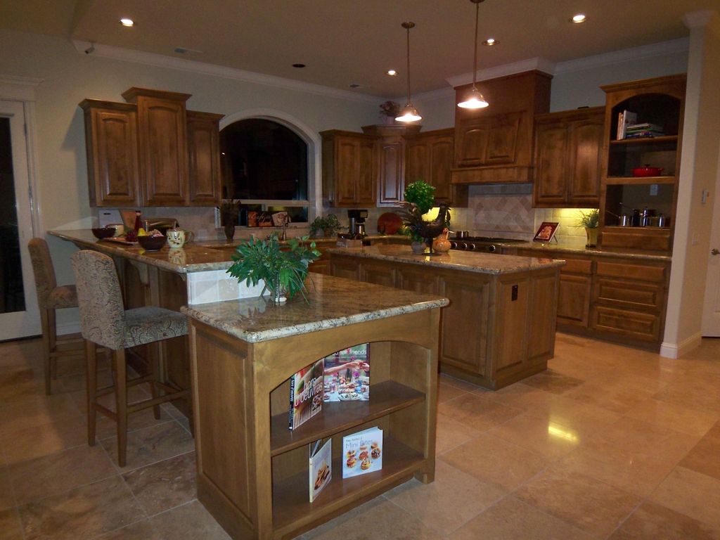 Kitchen After Staging - Accessories and decor help