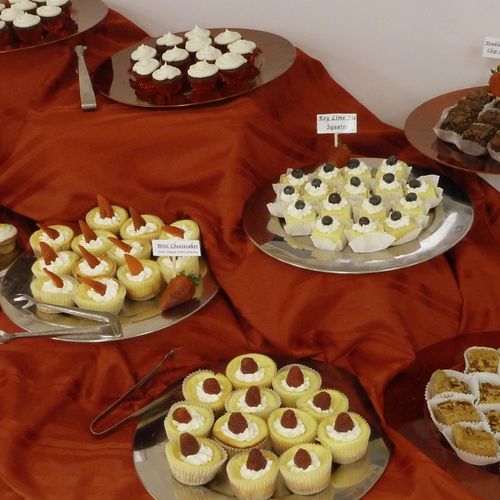Mini Desserts station of cheesecakes, red velvet, 