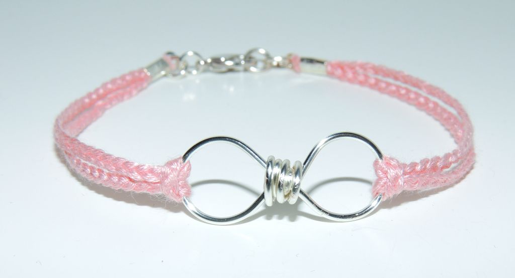 Handmade Infinity Bracelet. Silver, 18 gauge wire 