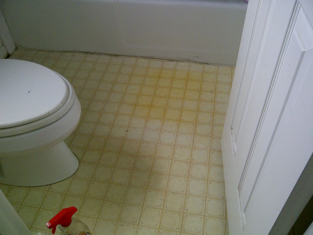Bathroom floor - before