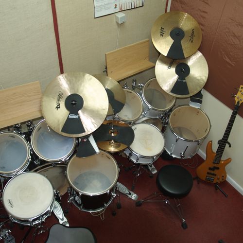 Real drums matter in lessons! No pads and no elect